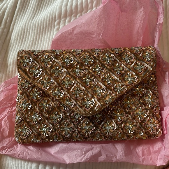 Clutch from boutique in Outer Banks - Picture 1 of 2